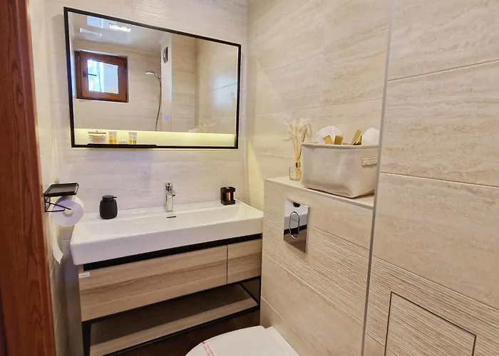 Delux Vulchevi With Parking Апартамент *