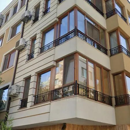Delux Vulchevi With Parking Apartmán *